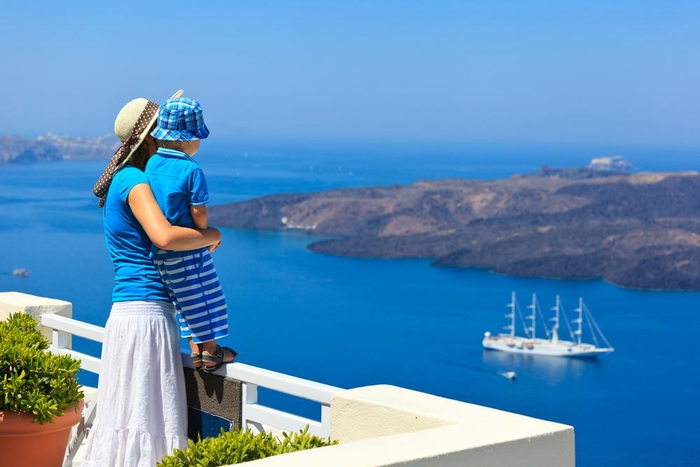 Brits Choose Greece as Best...