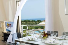 Property 16295 photo 2