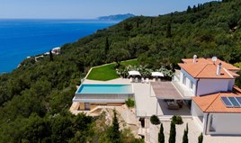 Villa 220 m² in Corfu