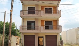 شقة 70 m² في کاساندرا (هالكيديكي)