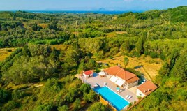 Villa 110 m² in Corfu