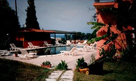 Hotel 100 m² in Corfu