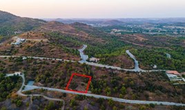 Land 1612 m² in Larnaka