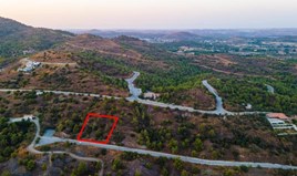 Land 1479 m² in Larnaka