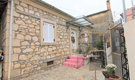 Detached house 132 m² in Corfu