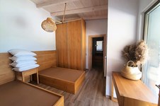 Property 47330 photo 10