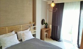 Apartament 75 m² na przedmieściach Salonik
