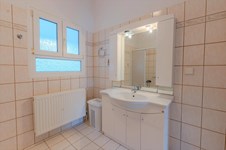 Property 48348 photo 18