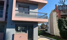 თაუნჰაუსი 150 m² სალონიკის გარეუბანში