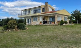 Detached house 247 m² in the suburbs of Thessaloniki