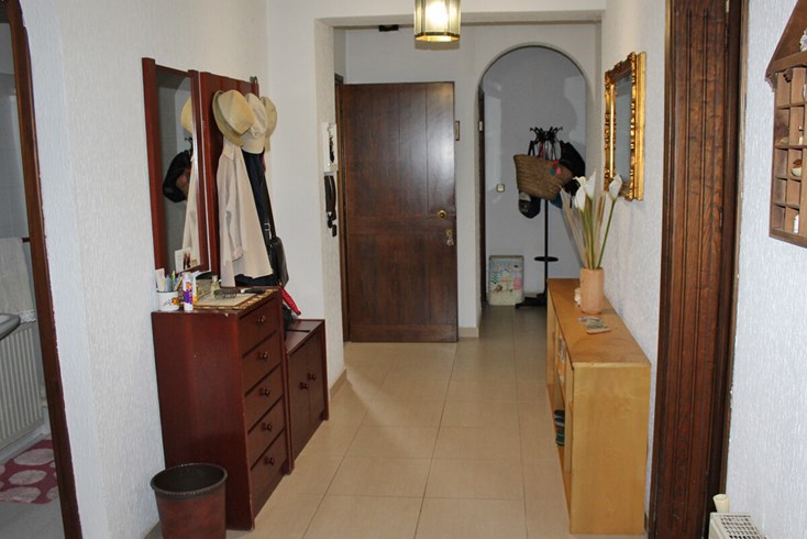 Realty photo 3