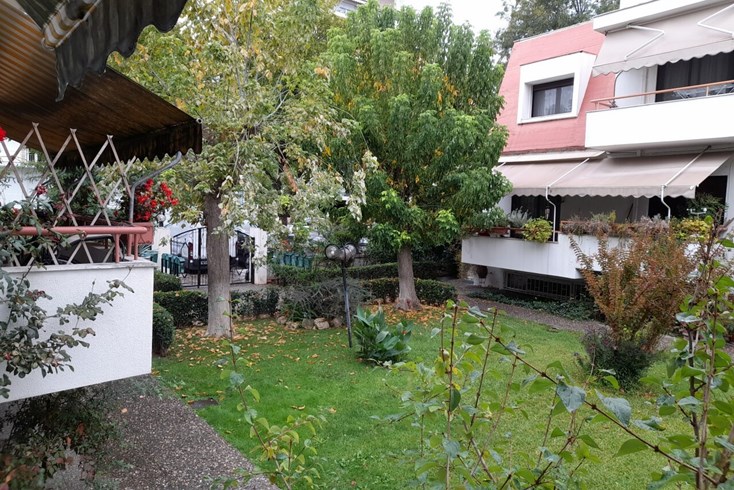 Realty photo 1