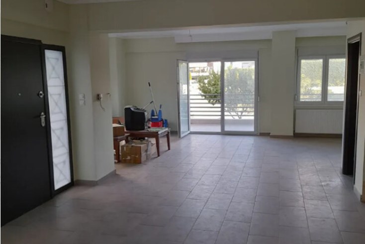 Realty photo 1
