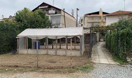 Terrain 300 m² dans la banlieue de Thessalonique
