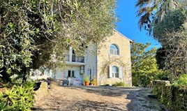 Einfamilienhaus 450 m² auf Korfu