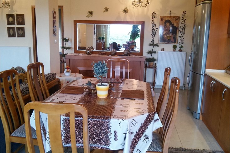 Realty photo 3