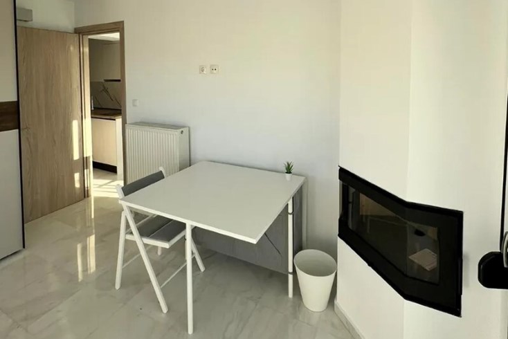 Realty photo 2