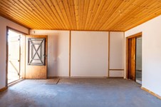 Property 52704 photo 2