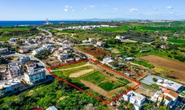 Land 8302 m² in Larnaka