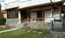 بيت مستقل 95 m² في أتيكا