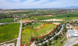 Land 12900 m² in Nicosia