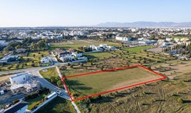 Land 4701 m² in Nicosia