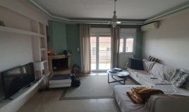 Apartament 68 m² na przedmieściach Salonik