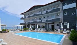Hotel 720 m² an der Olympischen-Riviera