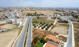 Działka 523 m² w Larnace
