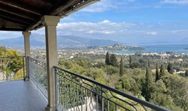 Villa 167 m² in Corfu