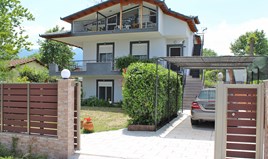 კუნძული 240 m² ოლიმპიურ რივიერაზე