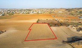 Land 4265 m² in Nicosia