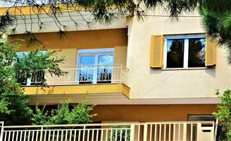 Building 200 m² Atina’da