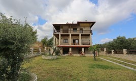 Einfamilienhaus 200 m² auf Kassandra (Chalkidiki)
