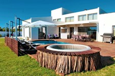 Property 56741 photo 3