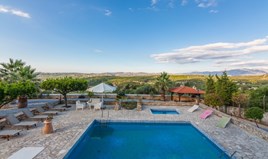 Villa 410 m² in Crete