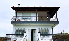 Detached house 210 m² in the suburbs of Thessaloniki