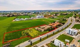 Land 7428 m² in Nicosia