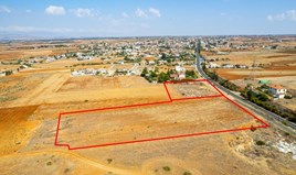 Land 12444 m² in Nicosia