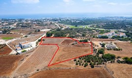 Land 9378 m² in Agia Napa