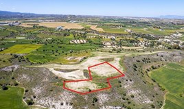 Land 2342 m² in Nicosia