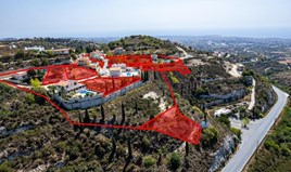 Land 14047 m² in Paphos