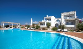 Hotel 1500 m² in Cyclades