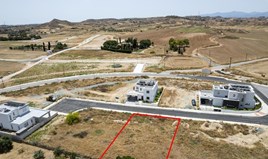 Land 570 m² in Nicosia