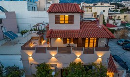 بيت صغير 95 m² في أثينا