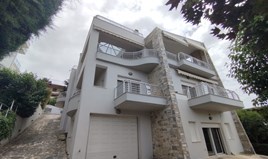 Detached house 474 m² in the suburbs of Thessaloniki