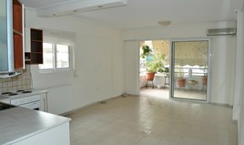 Stan 64 m² u Atini