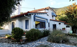 Detached house 200 m² in Peloponnese