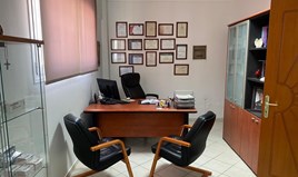 Commercial property 68 m² na przedmieściach Salonik