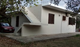 Detached house 130 m² in central Greece